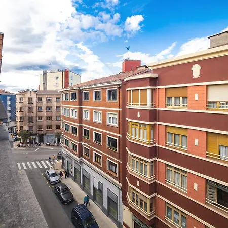 Apartmán Luanco 11 ,centro De *